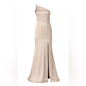 Amsale Kaia Formal/ bridesmaid dress in champagne